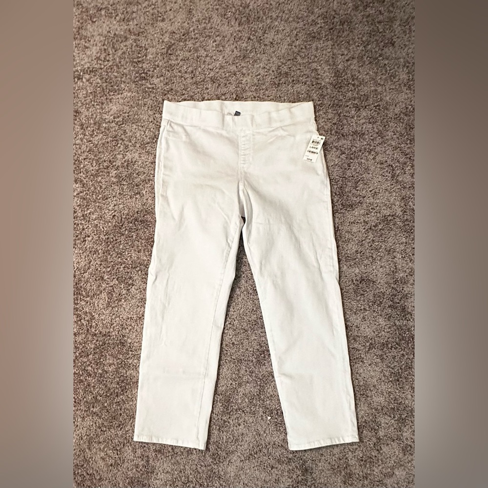 Karen Scott white jeans